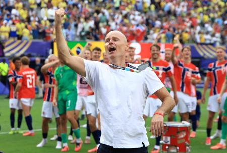 Stäle Solbakken, técnico da Noruega