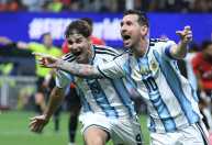 Messi perde pênalti, mas se redime e classifica Argentina contra o Egito na Copa