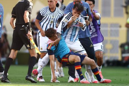 Leandro Paredes e Gavi se desentendem após título espanhol