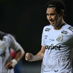 Meia do Santos é convocado por Ancelotti para amistosos da Seleção Brasileira