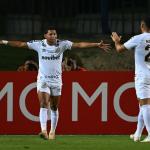 Rony responde se Santos garantiu classificação na Sula após goleada