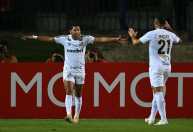 Rony responde se Santos garantiu classificação na Sula após goleada