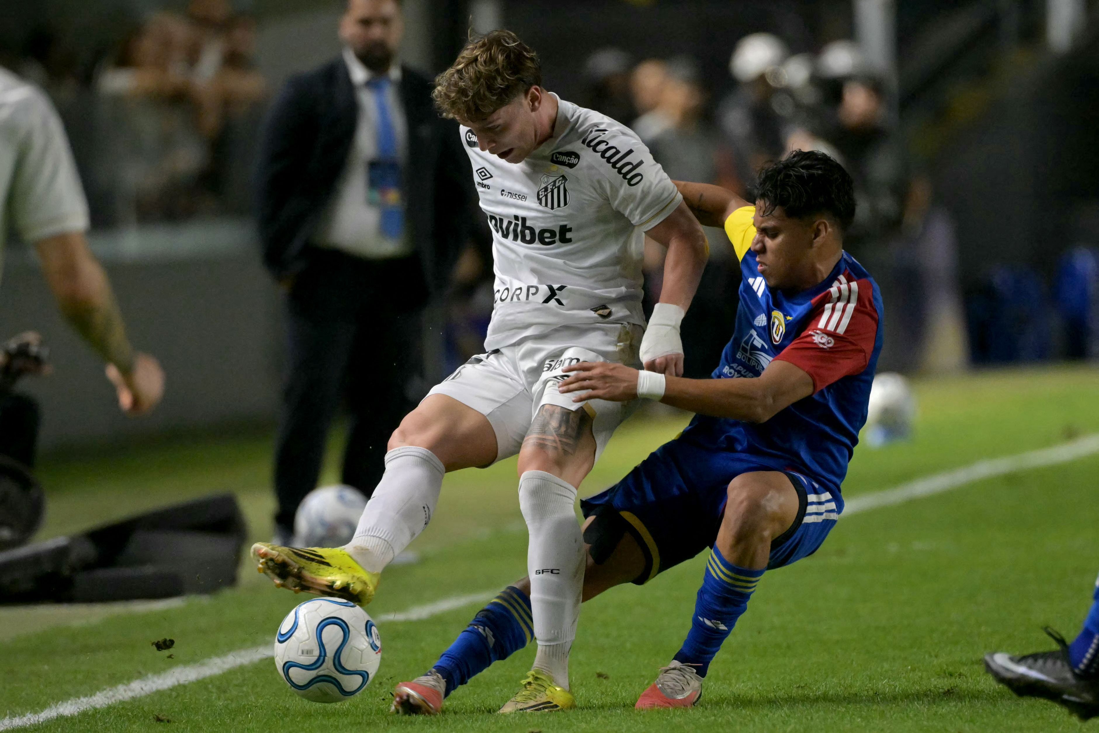 Quem será o adversário do Santos nas oitavas da Sul-Americana