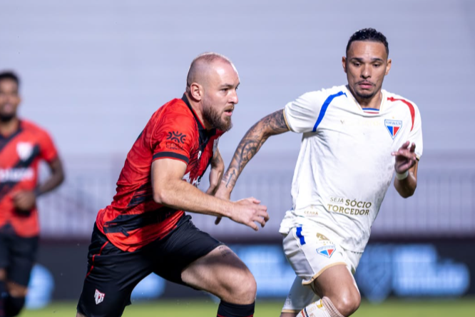 Fortaleza perde para o Atlético-GO e se afasta da liderança da Série B