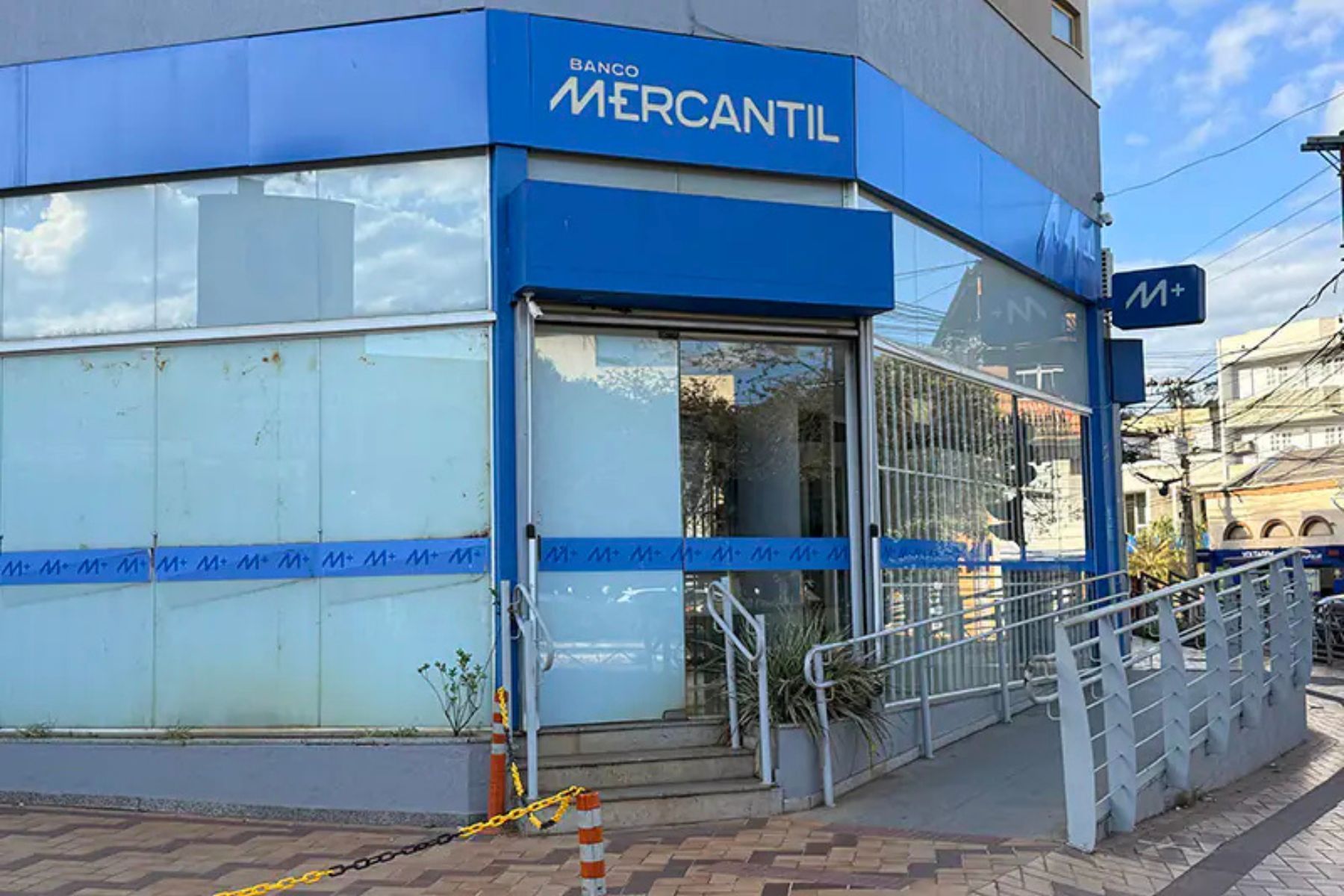 Justiça determina que banco ofereça contas gratuitas para beneficiários do INSS
