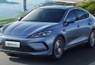 Novo BYD King estreia em agosto com visual renovado e motor flex