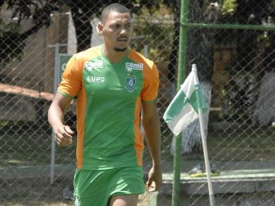 Alex Silva em primeira passagem do América em 2017 • Reprodução/X América