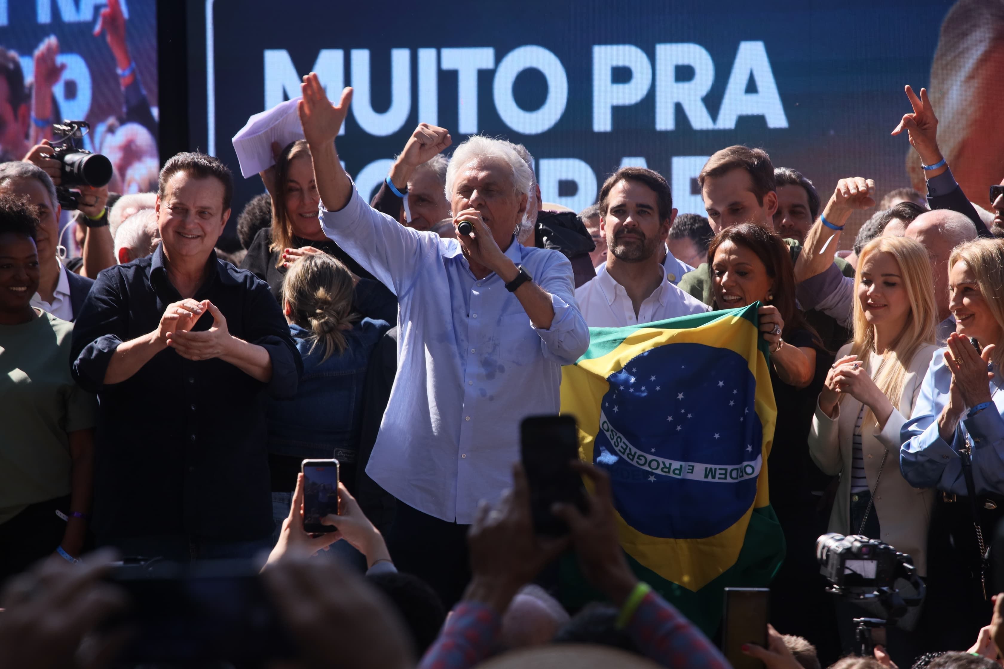 Caiado ataca Flávio e Lula e diz que candidatos 'armaram briga' para desviar foco