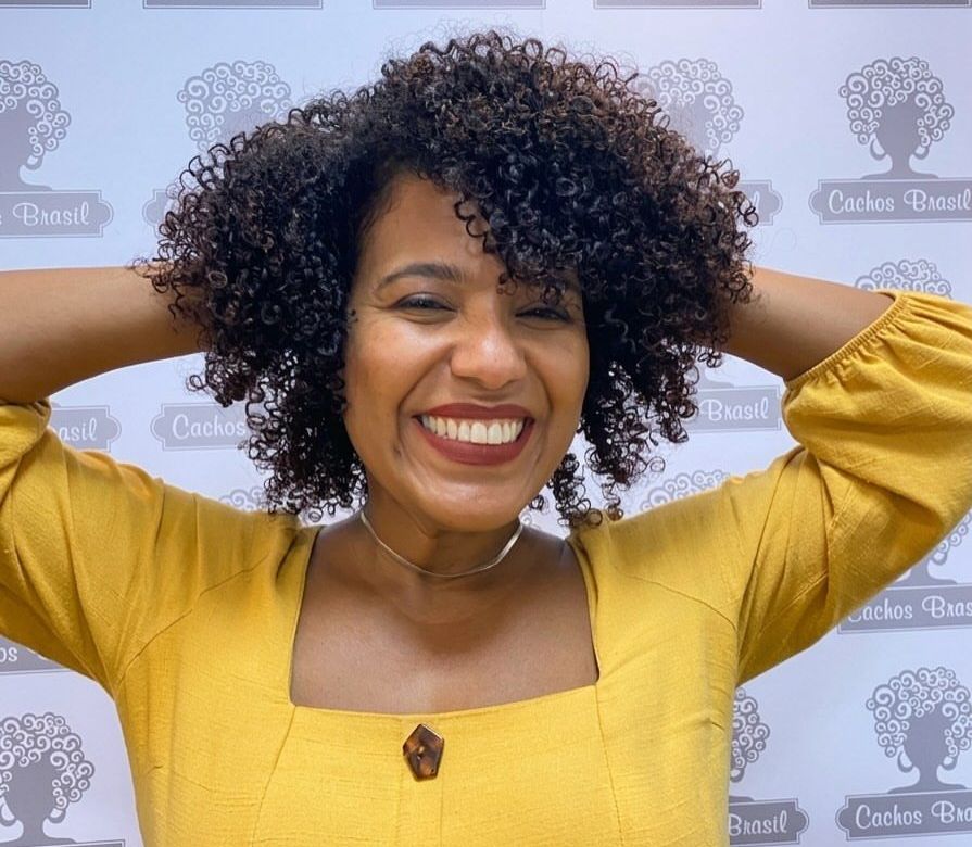 Érika Leal, repórter da Record, morre aos 47 anos