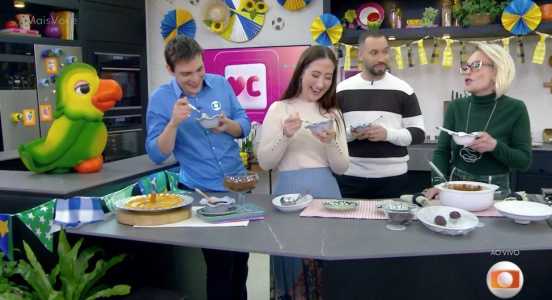 Convidados experimentam canjica de brigadeiro • Reprodução | Globo