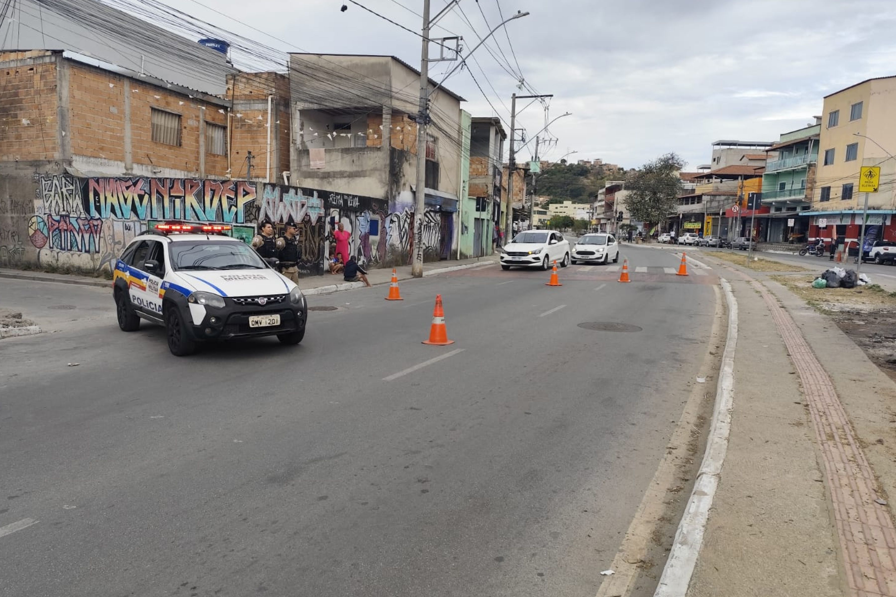 PMMG intensifica patrulhamento em região de guerra entre facções em Contagem