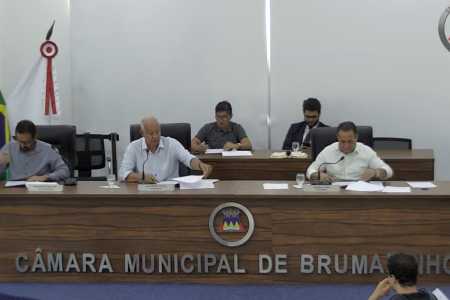Câmara de Brumadinho aprova lei que beneficia secretário inelegível
