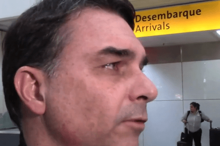 Flávio Bolsonaro manda recado a Michelle sobre eleições; veja