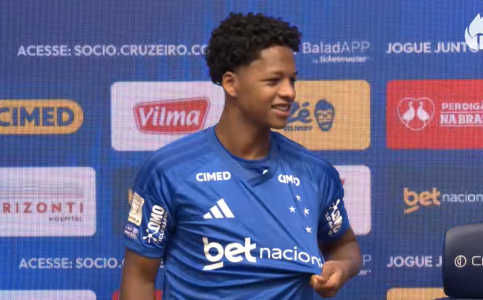 Apresentação oficial de Zé Lucas ao CruzeiroApresentação oficial de Zé Lucas ao Cruzeiro
