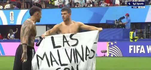 Jogadores da Argentina provocam Inglaterra após vitória: 'As Malvinas são...'