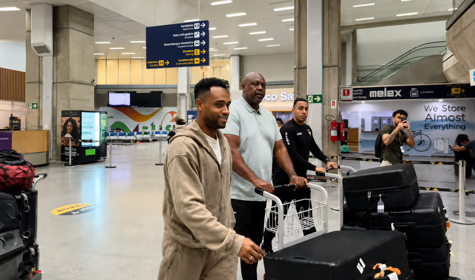 Reforço do Botafogo, Danilo Pereira chega ao Rio de Janeiro para assinar contrato