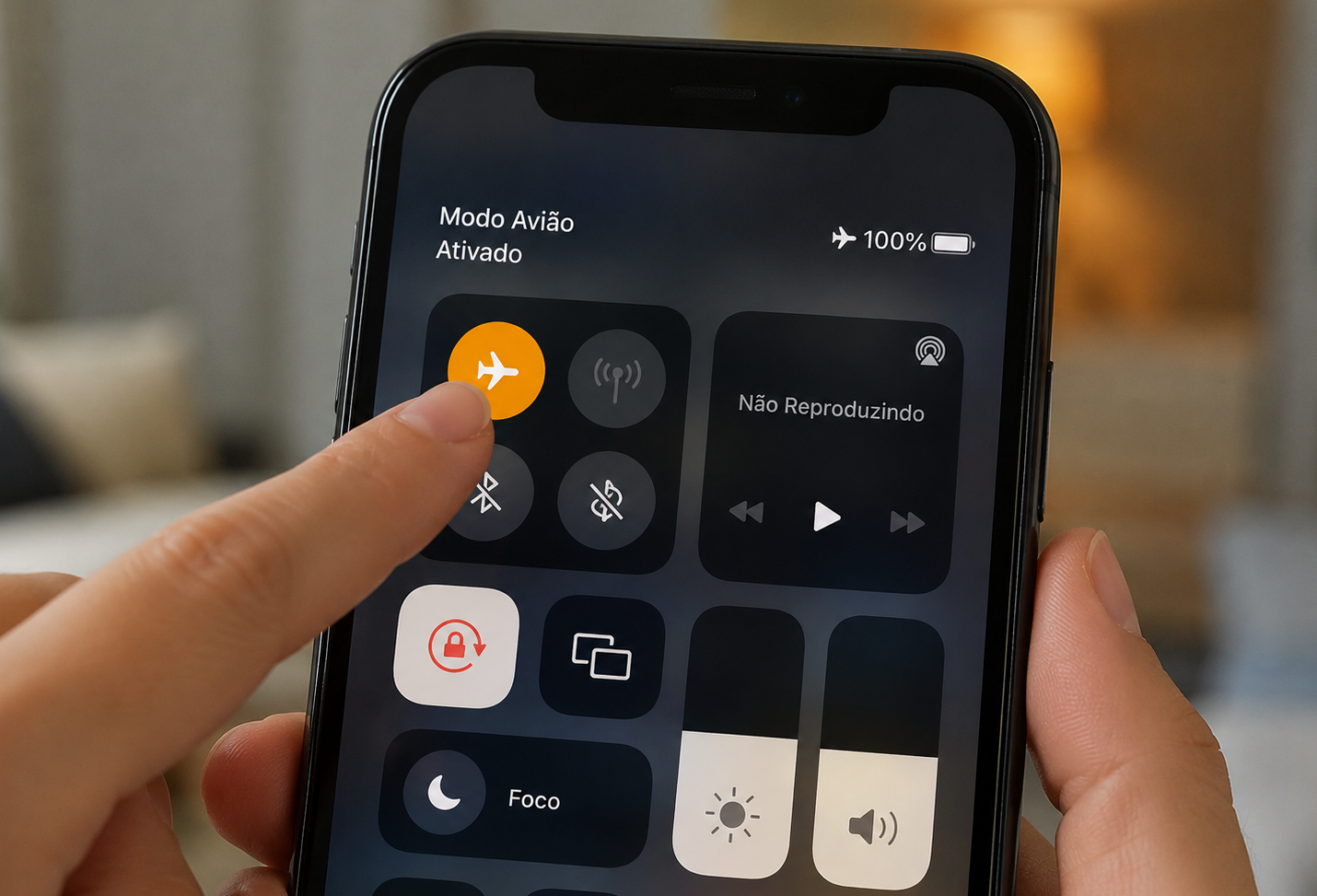 Modo avião carrega a bateria do celular mais rápido? Entenda