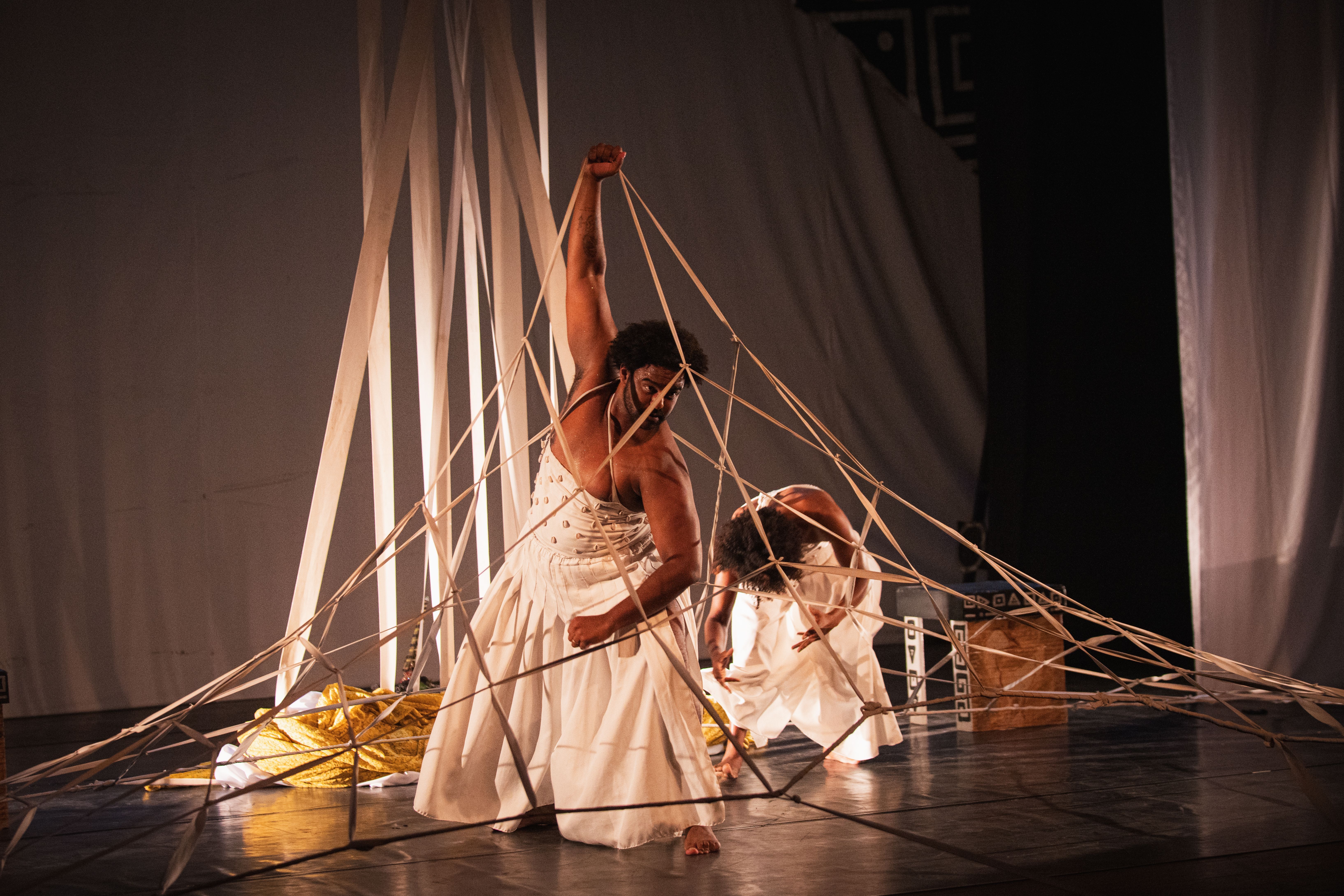 Festival Mineiro de Arte Surda ocupa o CCBB BH com espetáculos, debates e poesia em Libras