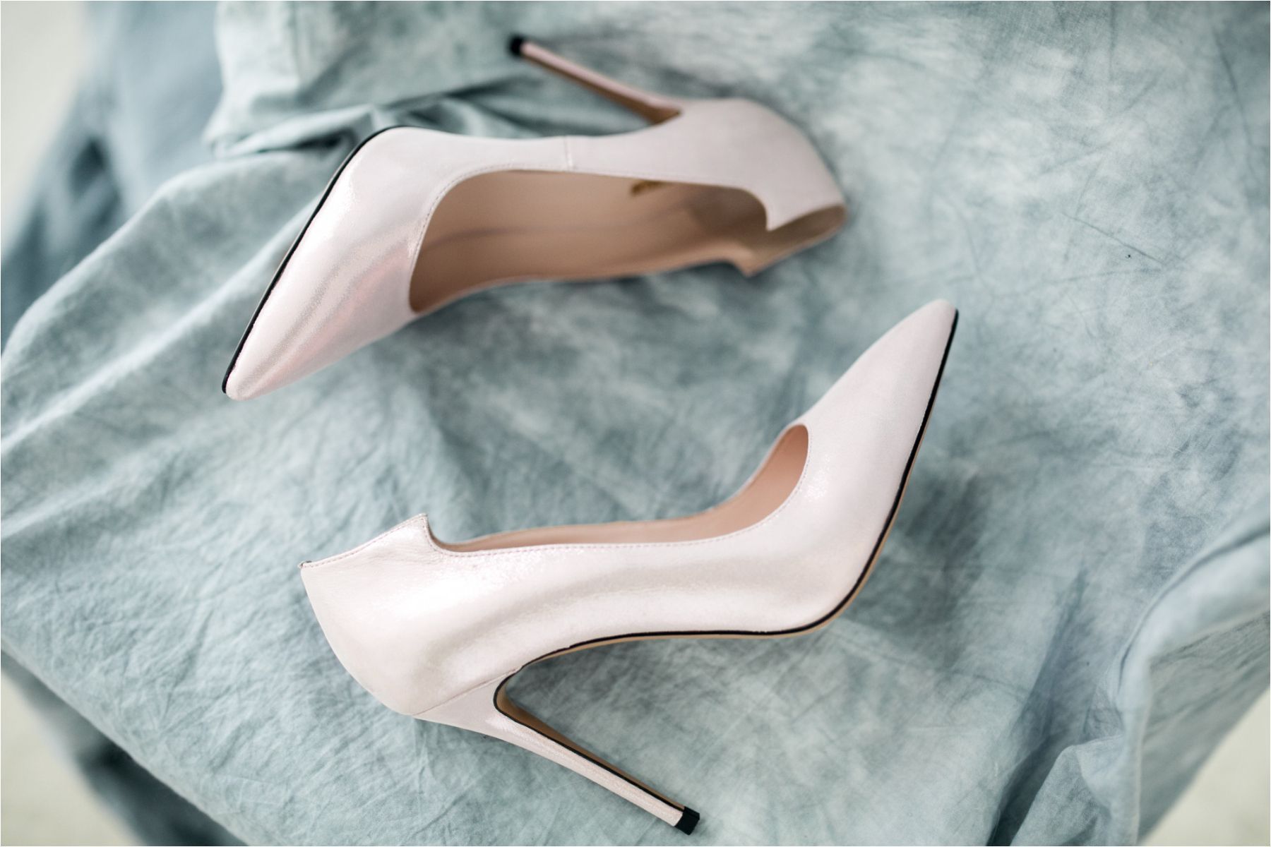 Do salto à sapatilha: como usar 4 tipos de sapatos com a calça que vai substituir a capri
