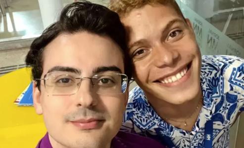 Dudu Camargo e Pedro Arimateya teriam tido um romance