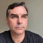 ‘Reviraram tudo, constrangimento para a família’, diz Flávio sobre buscas na casa de Bolsonaro