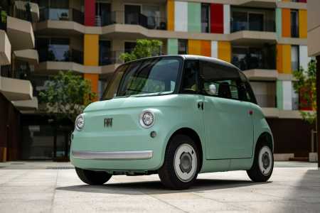 Fiat Topolino chega aos EUA para concorrer com carrinhos de golfe