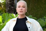 Estilista de Xuxa defende figurino usado em show e rebate: ‘Não estava de fio-dental’