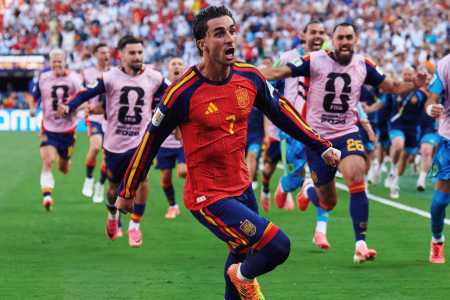Ferran Torres é eleito o melhor jogador da partida entre Espanha e Argentina • Divulgação/Seleção da Espanha