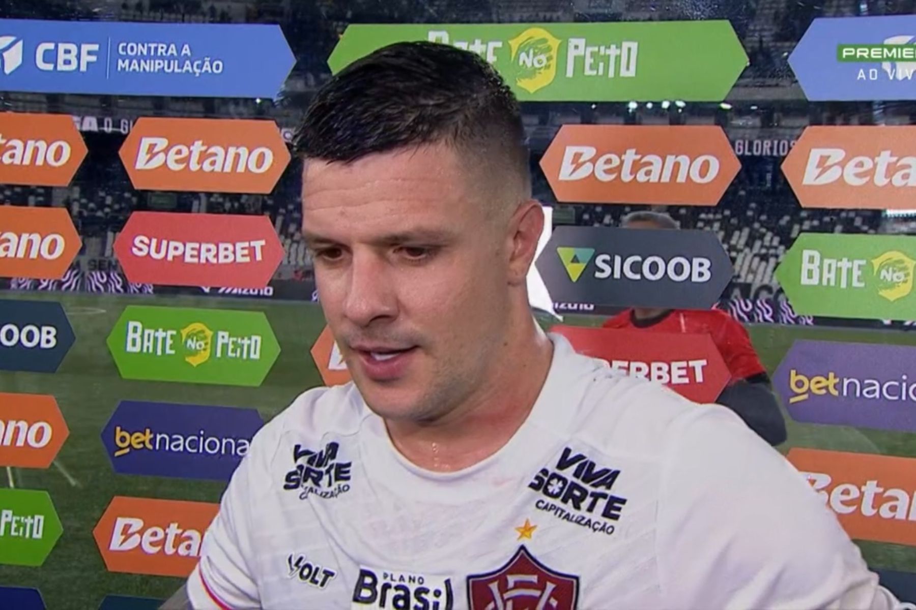 Kayzer valoriza empate do Vitória fora de casa contra o Botafogo: 'Importante'
