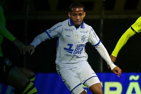 Avaí buscou empate no segundo tempo, mas segue na zona de rebaixamento