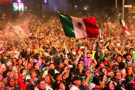 Povo mexicano celebra avanço na Copa do Mundo