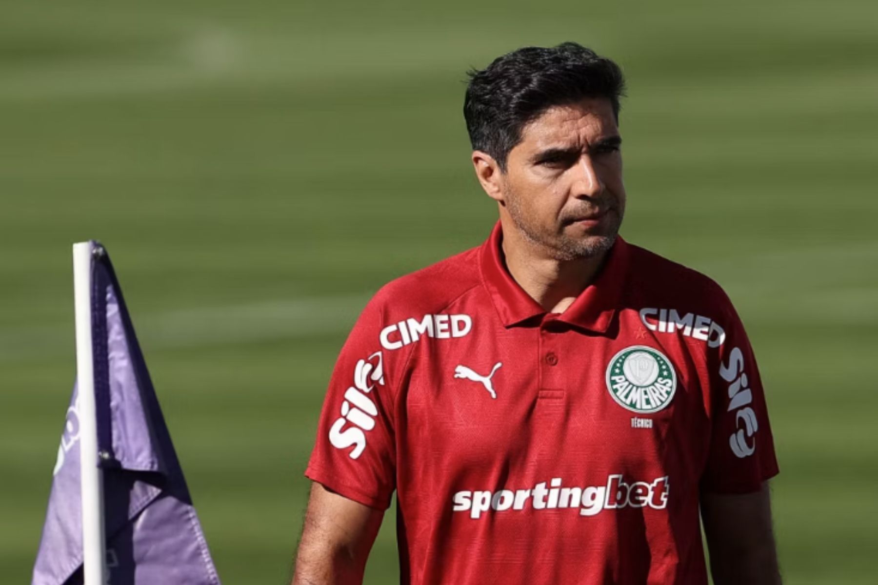 Com Abel Ferreira de volta, Palmeiras treina em preparação para jogo-treino