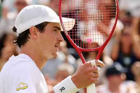 João Fonseca em ação em Wimbledon