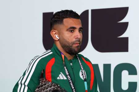 Ryad Mahrez encerra sua trajetória pela Seleção da Argélia