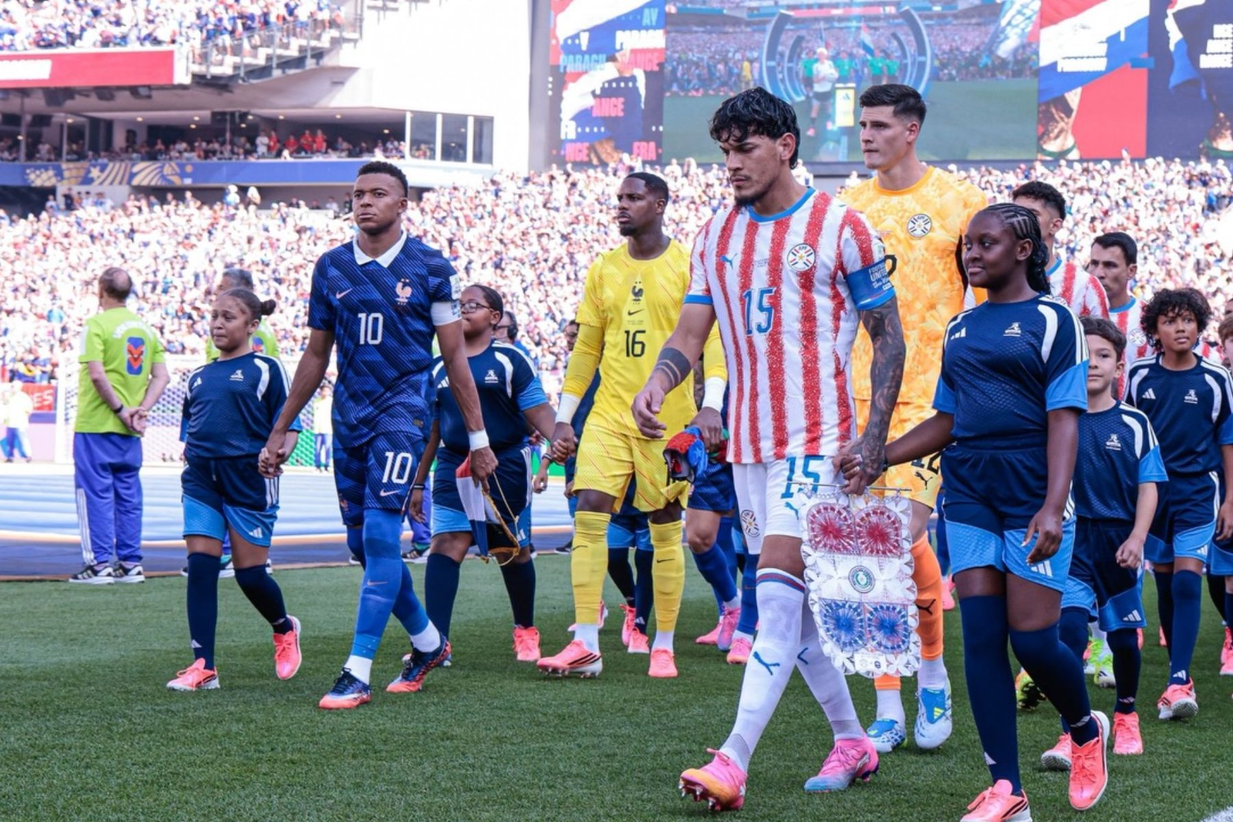 Imprensa internacional repercute classificação da França na Copa do Mundo