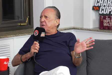 Galvão Bueno em participação no Charla
