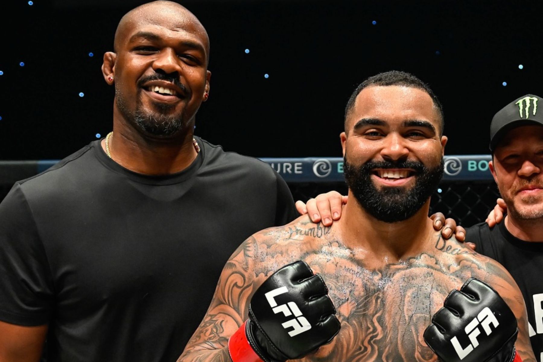 Quem é o campeão olímpico e pupilo de Jon Jones que estreará no UFC 329