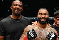 Quem é o campeão olímpico e pupilo de Jon Jones que estreará no UFC 329