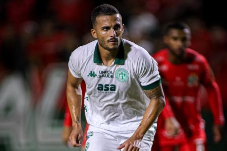 Guilherme Parede em jogo do Guarani