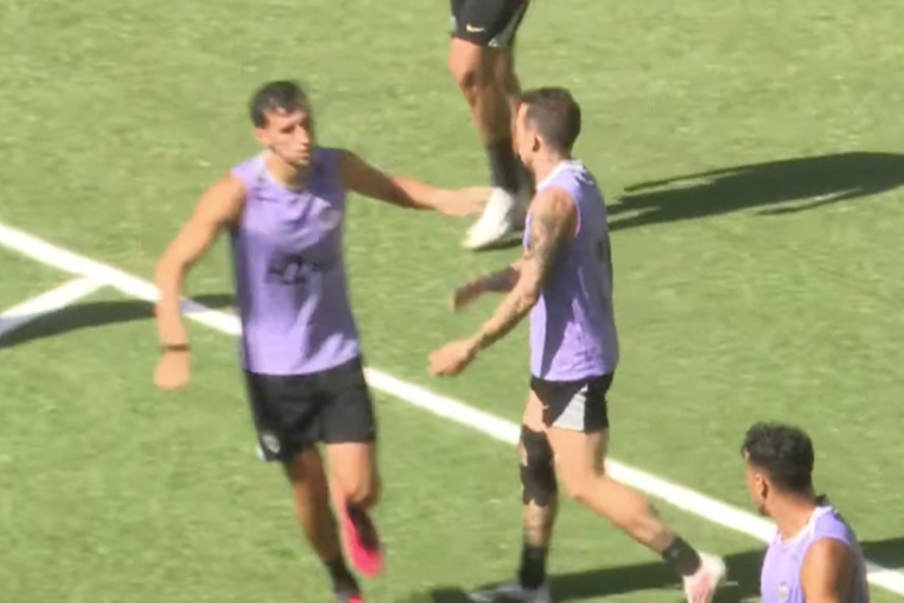 Atlético 'volta a campo' e vence equipe sub-20 em amistoso movimentado na Arena MRV