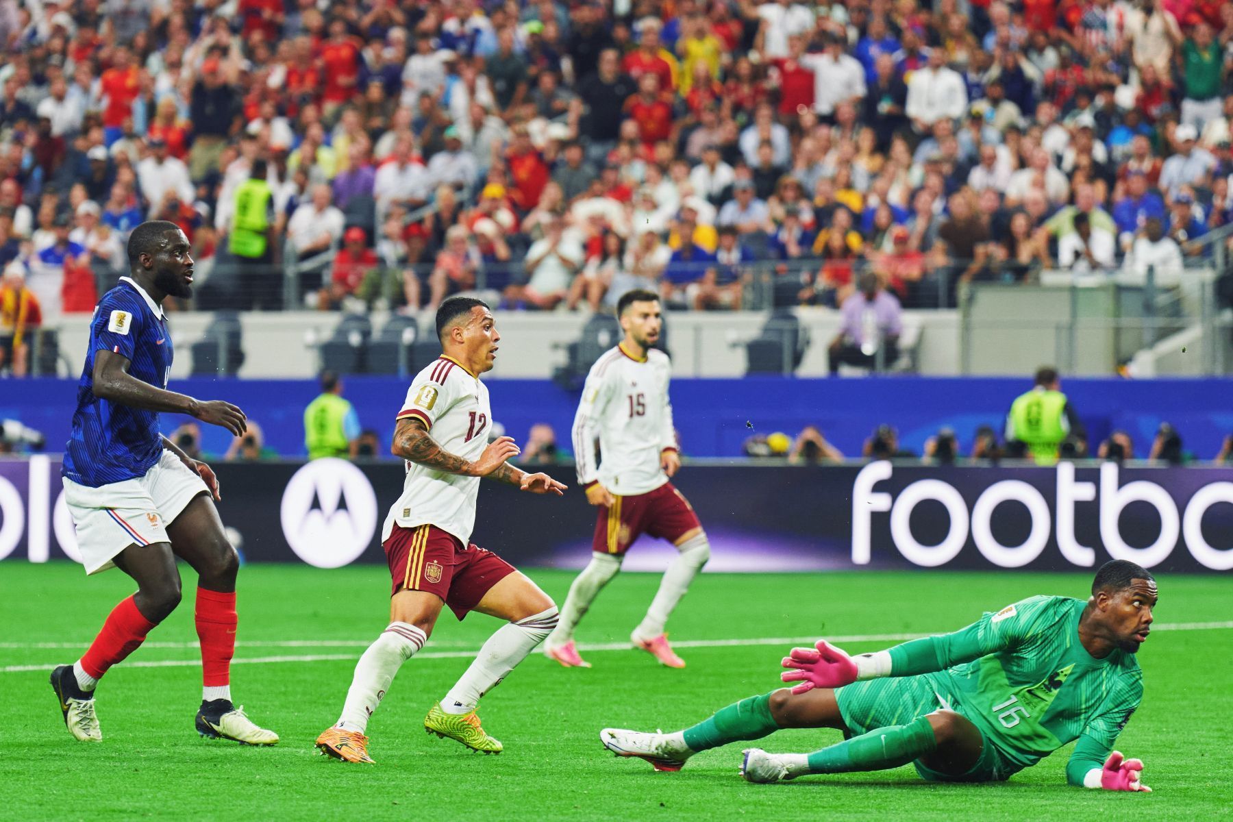 França x Espanha: Pedro Porro  é eleito o melhor em campo de semifinal da Copa