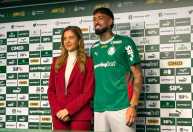 Barboza responde sobre possível chegada de Danilo ao Palmeiras