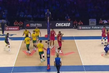 Jogo entre Brasil e Estados Unidos pela VNL Masculina