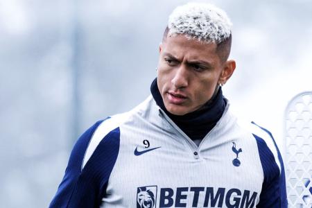 Richarlison joga pelo Tottenham desde 2022