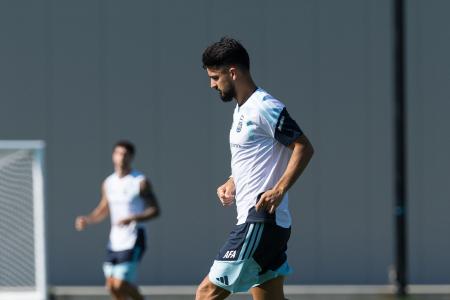 Flaco Lopez em ação no treino da Argentina
