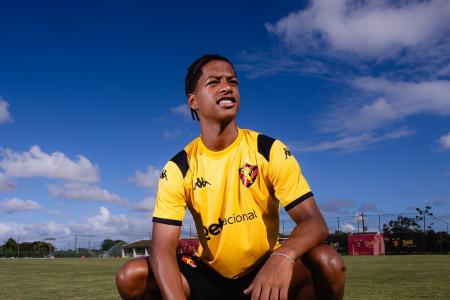 Zé Lucas, do Sport, está na mira do Cruzeiro • Divulgação/Sport