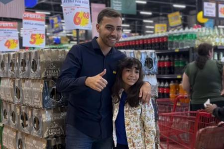 Filho de Pedrinho presenteia criança com ingresso para jogo do Cruzeiro no Mineirão
