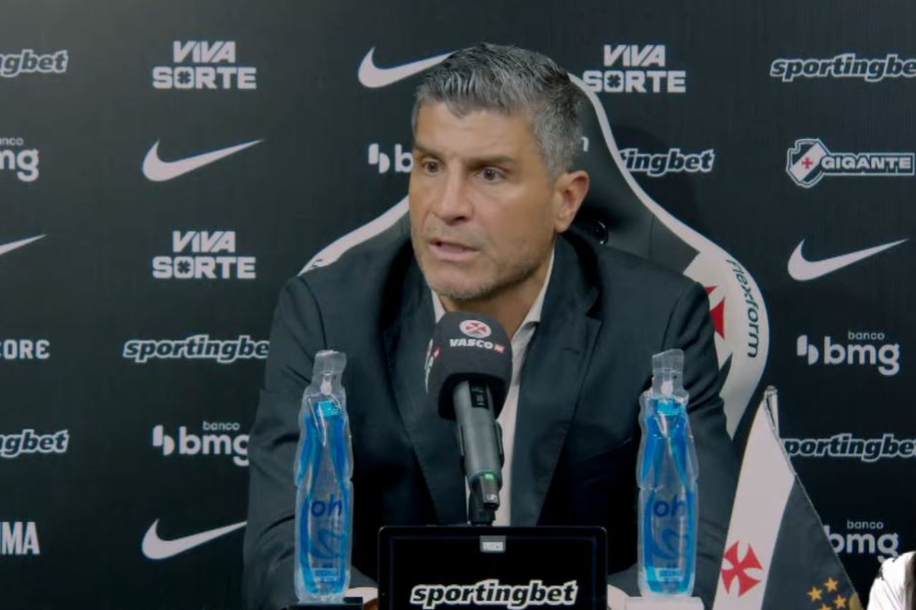 Técnico do Vasco aponta satisfação em empate: 'Não vencemos por infelicidade'