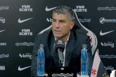 Pedro Emanuel é o técnico do Vasco