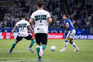 Cruzeiro tenta dar 'troco' no Coritiba para se reaproximar do G5 do Campeonato Brasileiro
